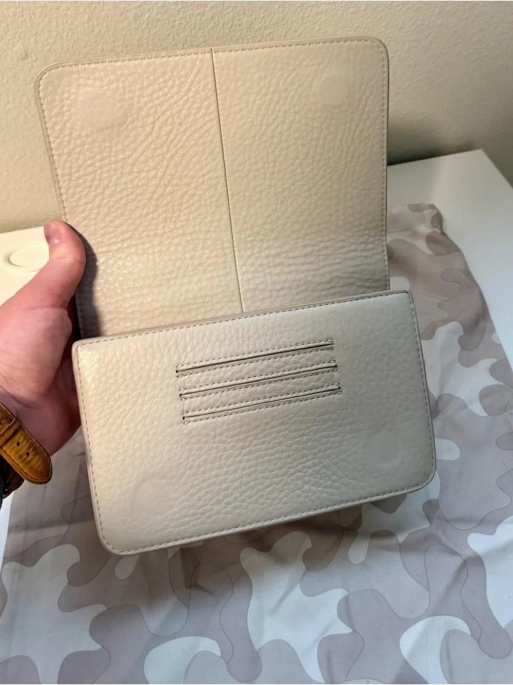 Dagne Dover Cream Leather Crossbody Bag - Picture 7 of 13